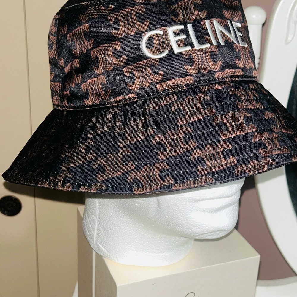 Celine Elegant Black Hat - Picture 4 of 4